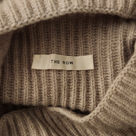 The Row 100% Cashmere Sweater - Picture 3 of 5